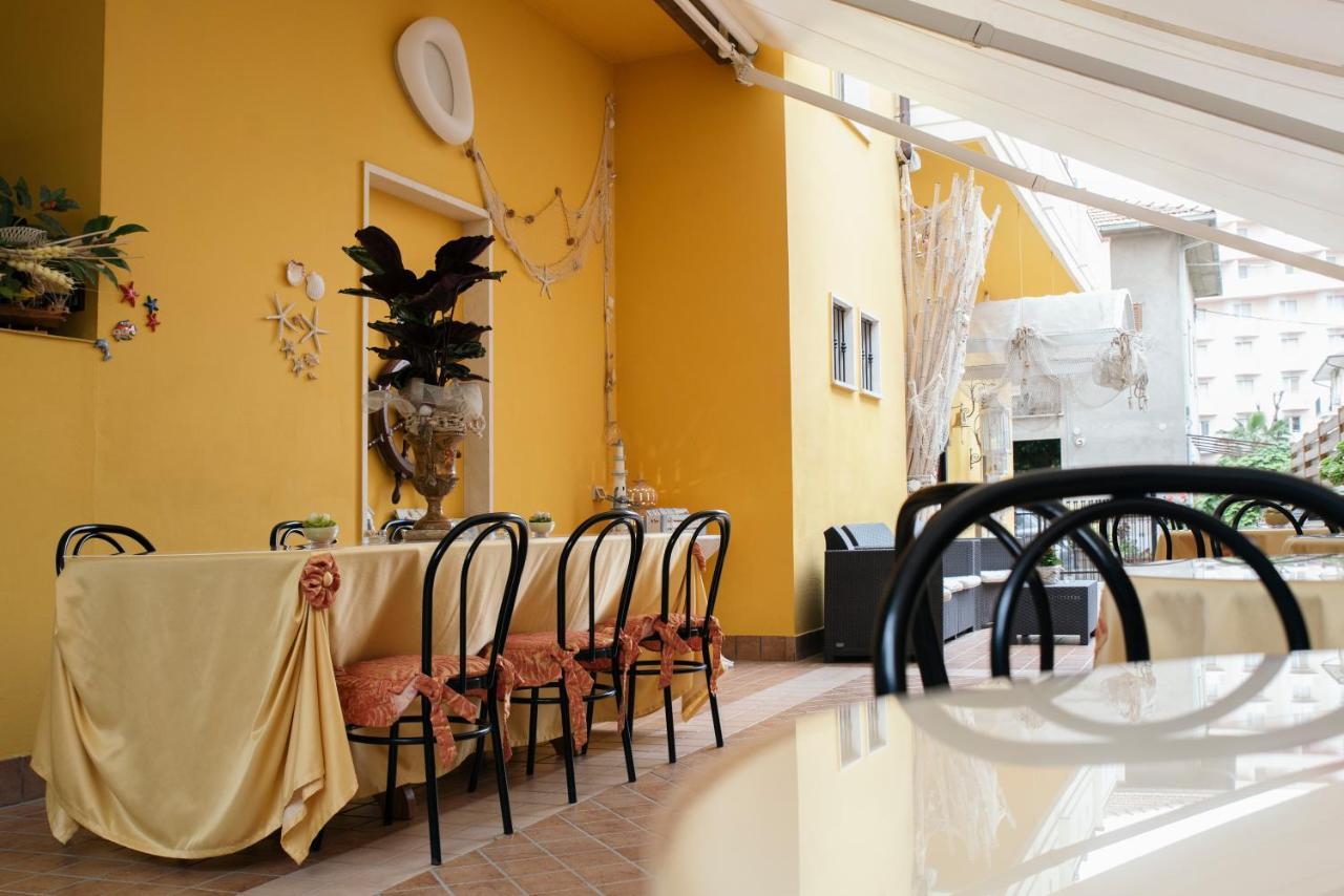Nelson Hotel Alba Adriatica Dış mekan fotoğraf