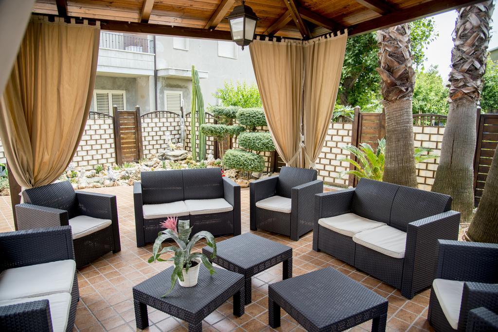 Nelson Hotel Alba Adriatica Dış mekan fotoğraf